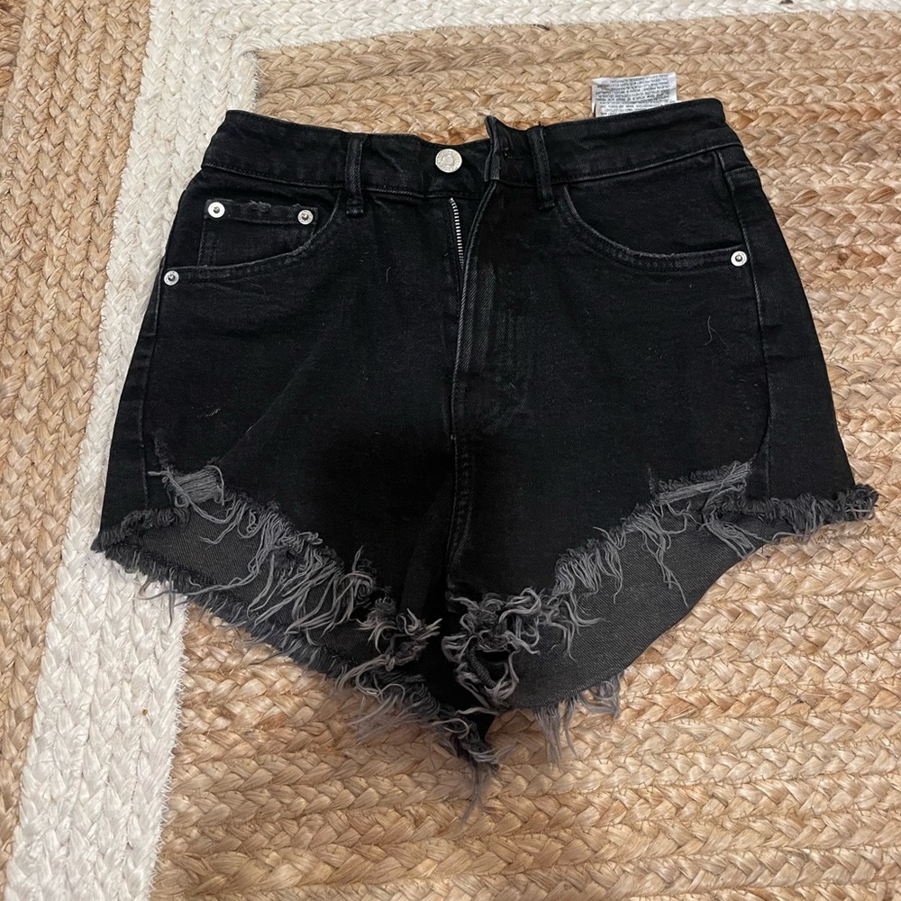 Zara Black Frayed Jean Shorts